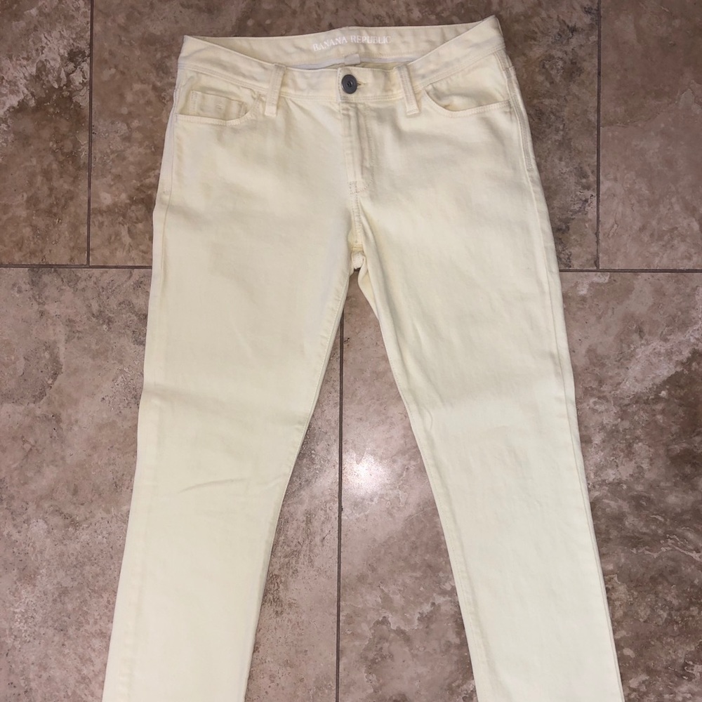 Banana republic pale yellow jeans